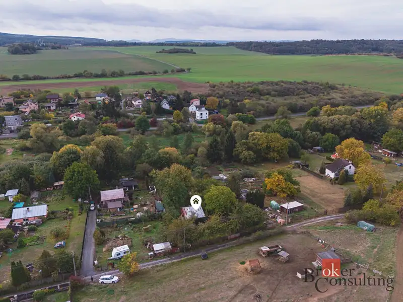 Prodej stavebního pozemku 1915 m², Dobřany – náhled fotky 1