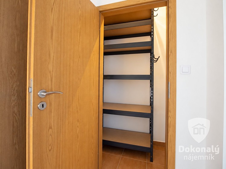 Квартира 2+kk в оренду, 69 м² (19 з 20)
