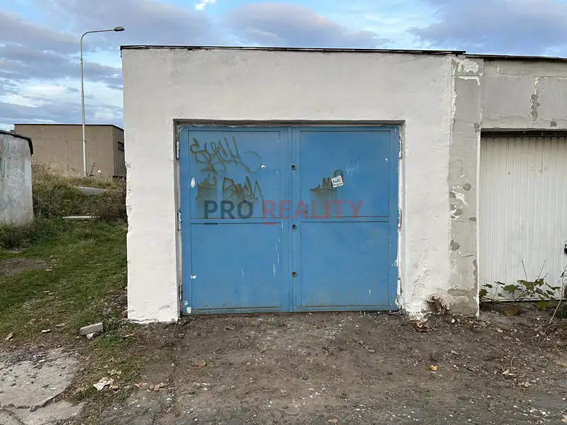 Pronájem garáže 17 m², Ostrava – náhled fotky 1
