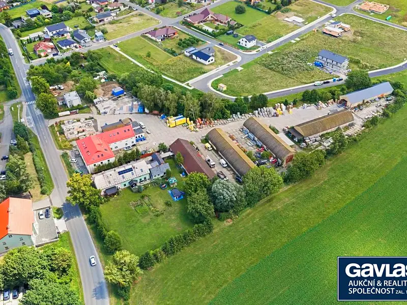 Prodej skladového prostoru 2850 m², Nový Jičín – náhled fotky 1
