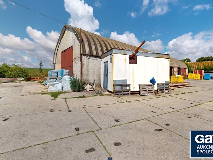 Комерційне приміщення на продаж, 2 850 м² (32 з 46)