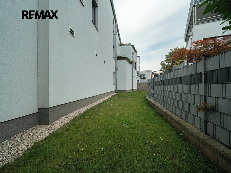 Pronájem bytu 2+kk, 53 m² (15 z 20)