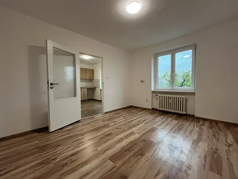 Pronájem bytu 1+1 29 m², Třinec – náhled fotky 3