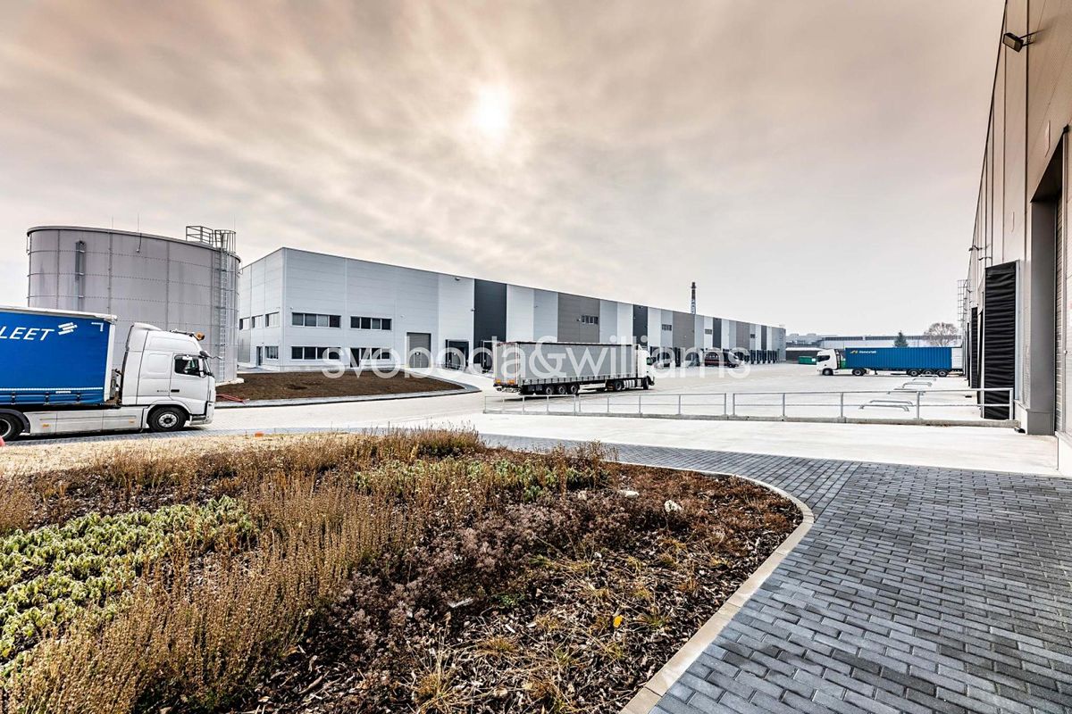 Pronájem výrobní haly, prostoru 9982 m², Prostějov – fotka 1 z 3