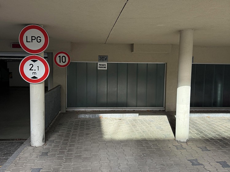 Нерухомість в оренду, 12 м² (1 з 7)
