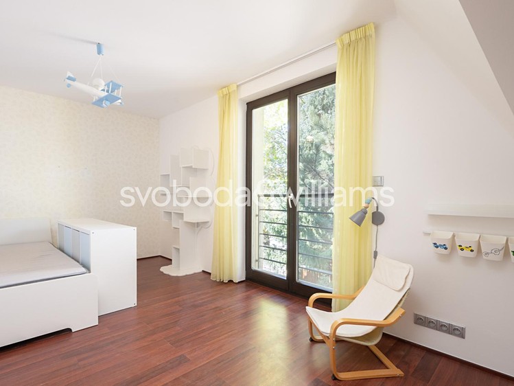 Prodej domu, 347 m² (13 z 27)