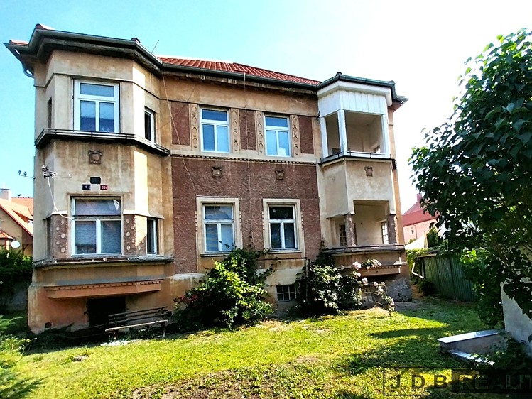 Prodej domu, 266 m² (1 z 34)