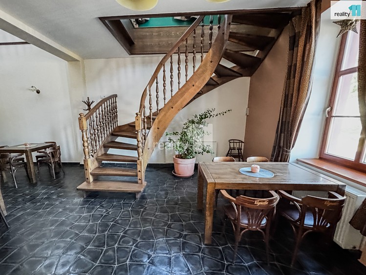 Комерційне приміщення на продаж, 541 м² (13 з 67)
