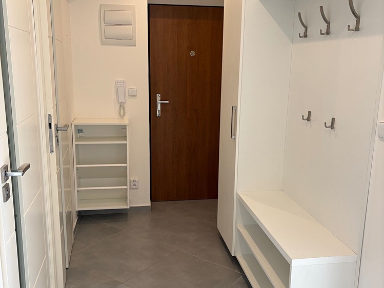 Квартира 3+1 в оренду, 70 м² (13 з 21)