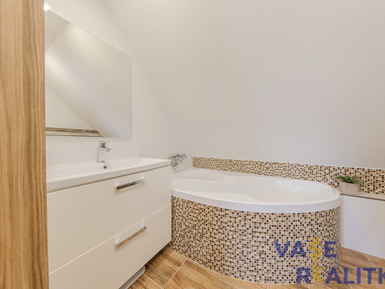 Будинок на продаж, 200 м² (14 з 37)