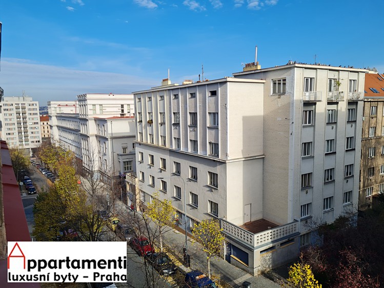 Prodej bytu 1+1, 51 m² (15 z 18)