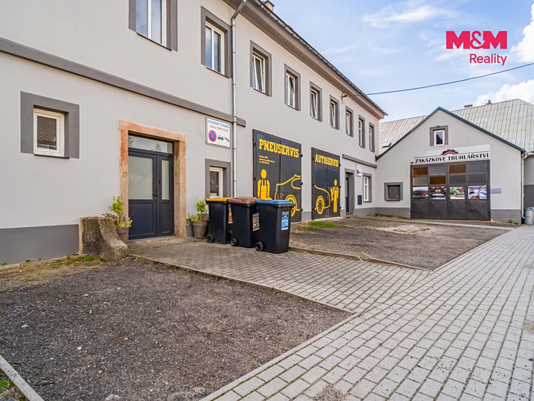 Prodej komerčního prostoru, 810 m² (5 z 30)