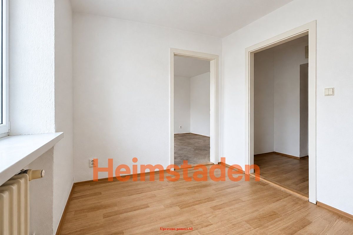 Pronájem bytu 1+1 28 m² – fotografie 5