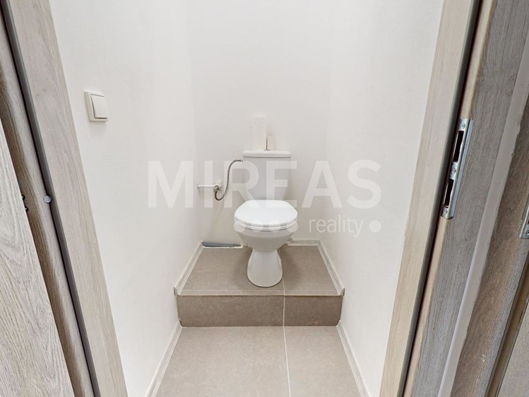 Pronájem komerčního prostoru, 20 m² (10 z 13)