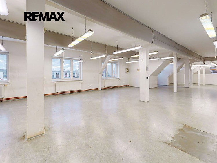 Gewerbefläche zum Kauf, 2.147 m² (25 von 42)