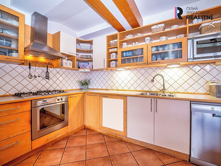 Prodej bytu 3+1, 163 m² (8 z 33)