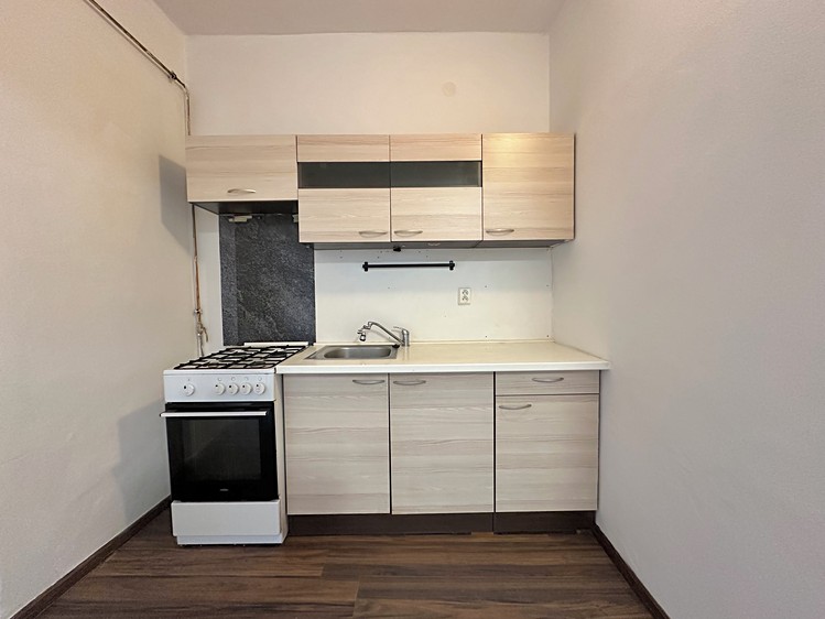 Pronájem bytu 2+kk, 42 m² (6 z 7)
