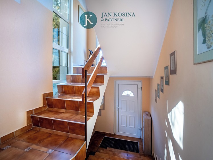 Prodej domu, 235 m² (12 z 30)