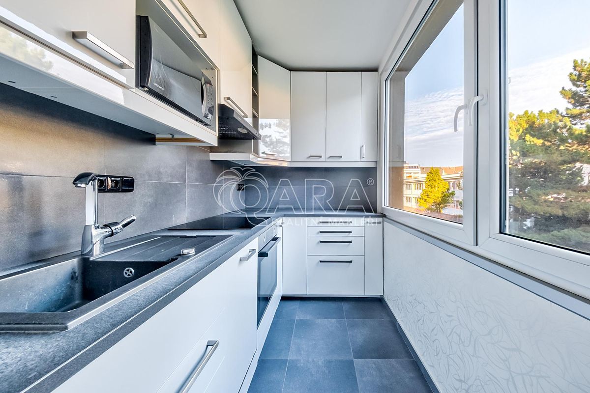 Pronájem bytu 2+kk 53 m²