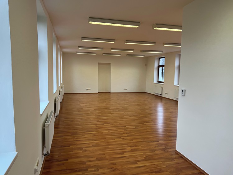 Комерційне приміщення в оренду, 80 м² (4 з 8)