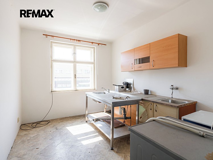 Комерційне приміщення на продаж, 190 м² (16 з 30)