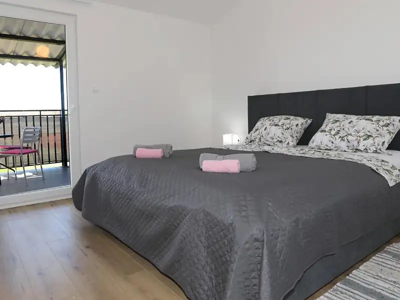 Prodej bytu atypický 82 m², Ližnjan – náhled fotky 3