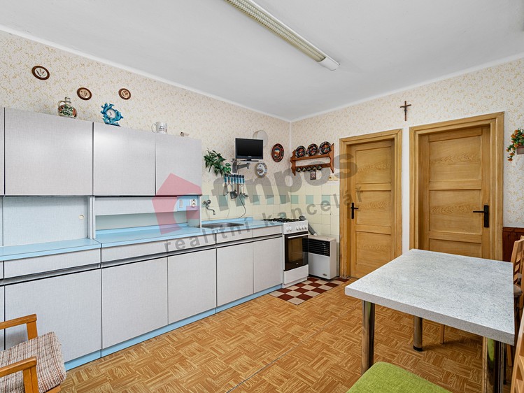 Будинок на продаж, 335 м² (12 з 30)