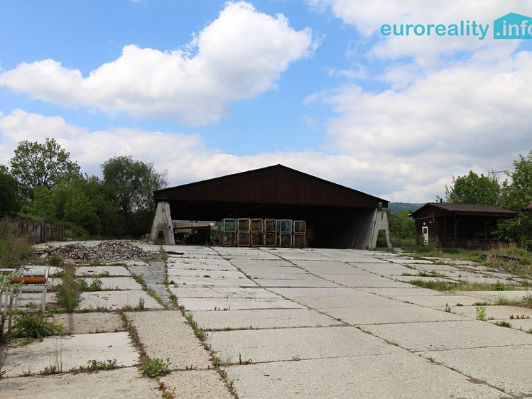 Комерційне приміщення на продаж, 1 000 м² (20 з 29)