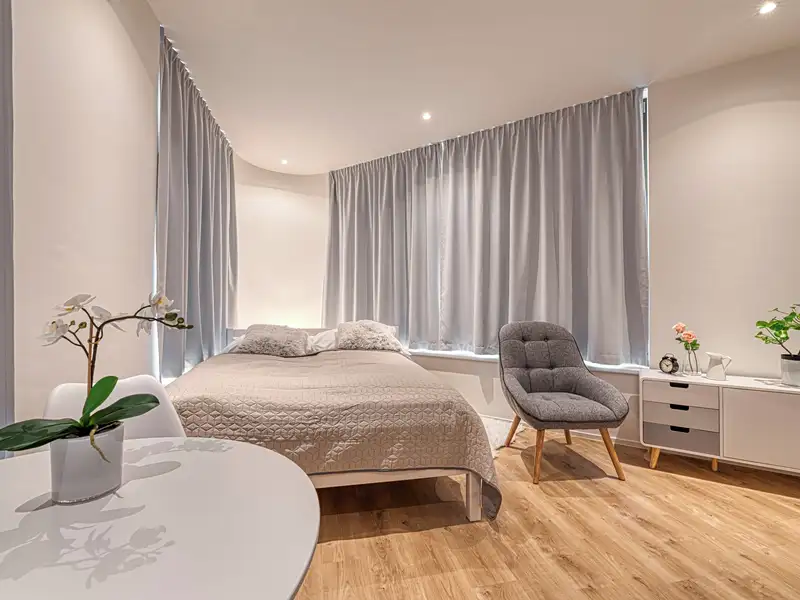 Pronájem bytu 1+kk 31 m², Praha – náhled fotky 1