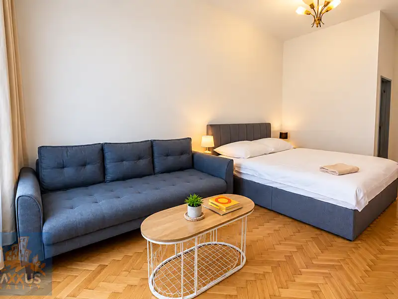 Pronájem bytu 2+1 70 m², Praha – náhled fotky 1