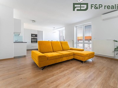Квартира 4+kk в оренду, 93 м² (3 з 15)