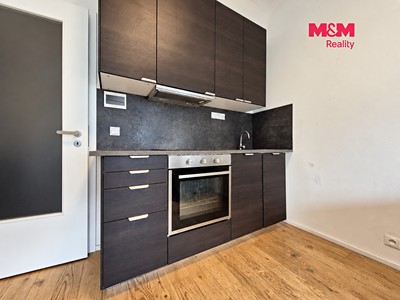 Квартира 1+kk в оренду, 27 м² (3 з 26)