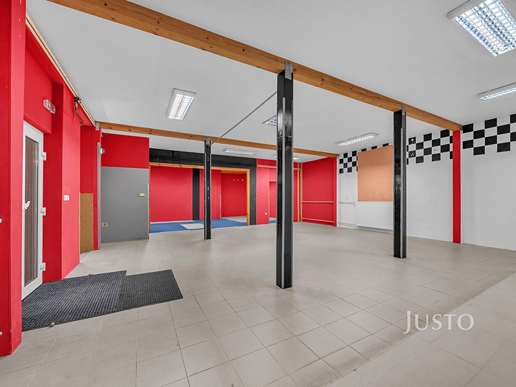 Комерційне приміщення в оренду, 170 м² (19 з 26)
