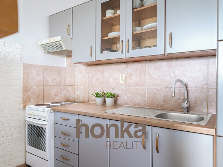 Prodej bytu 2+kk, 40 m² (6 z 12)