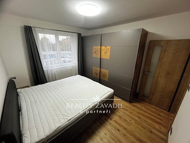 Pronájem bytu 2+kk, 52 m² (7 z 14)