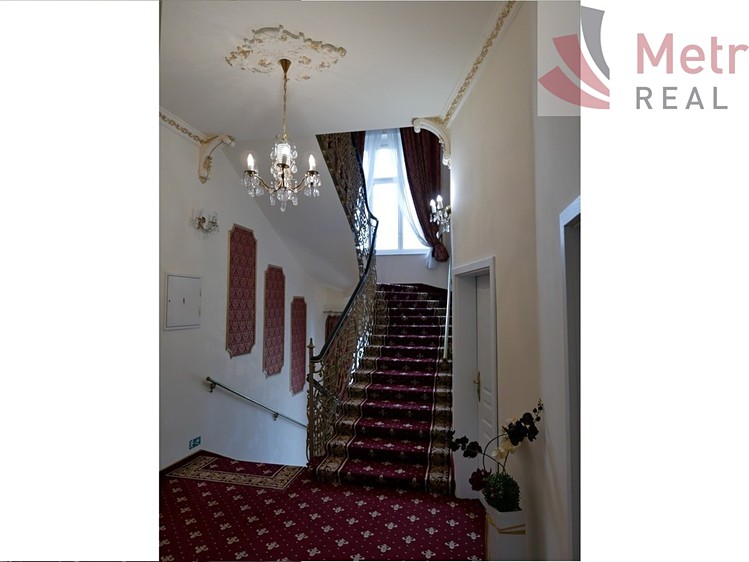 Prodej komerčního prostoru, 650 m² (23 z 30)