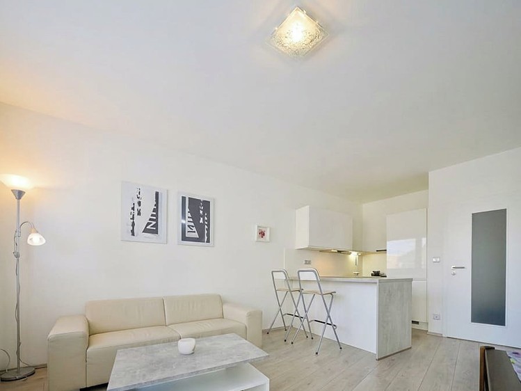 Wohnung 2+kk zur Miete, 52 m² (1 von 12)