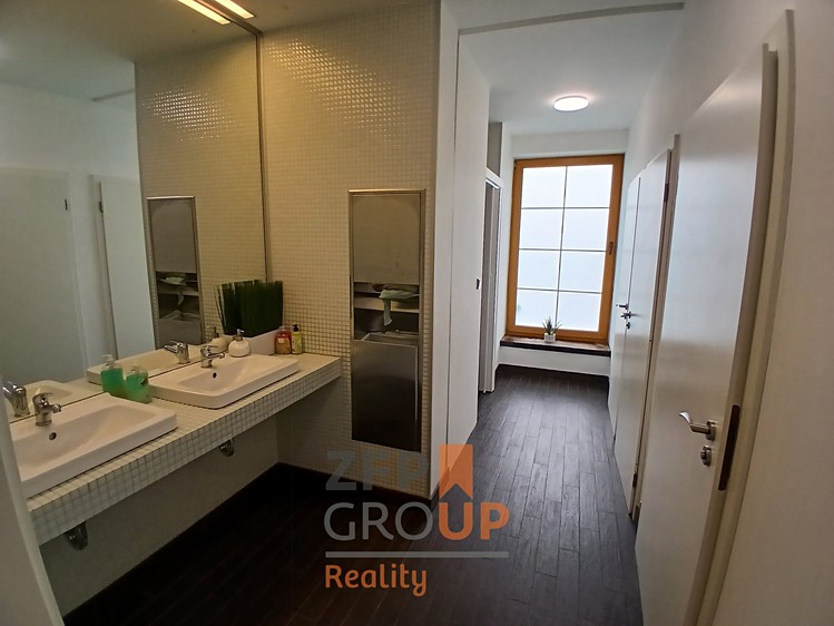 Комерційне приміщення в оренду, 22 м² (6 з 11)