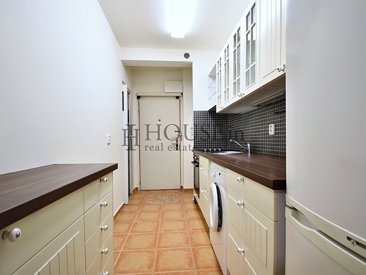 Pronájem bytu 1+kk, 35 m² (8 z 13)
