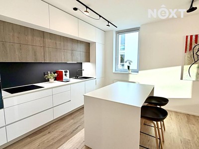 Prodej bytu 3+kk, 74 m² (2 z 29)