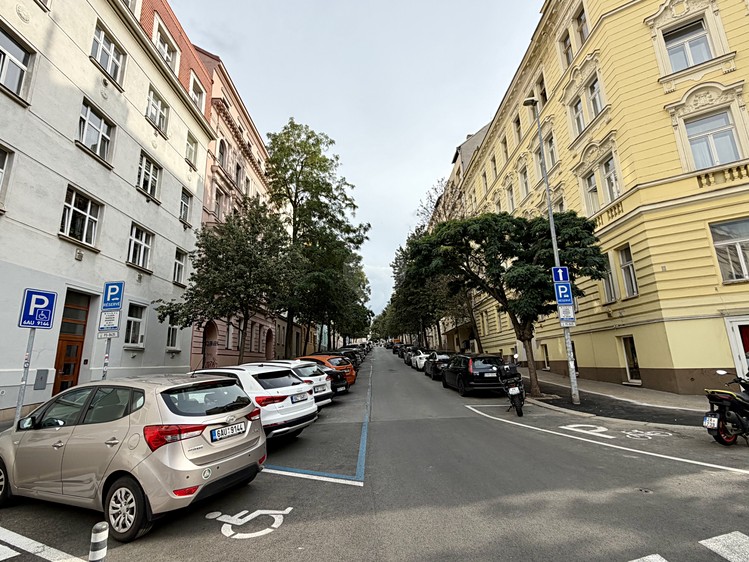 The 2+kk flat for rent, 48 m² (24 of 25)