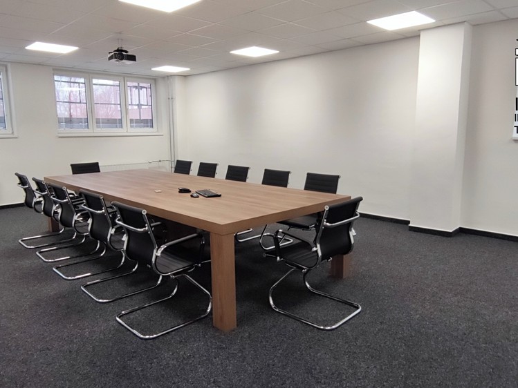 Pronájem komerčního prostoru, 600 m² (2 z 26)