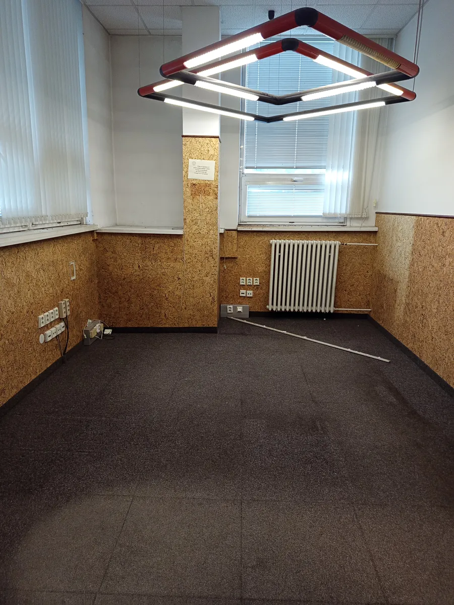 Pronájem kanceláře 71 m²