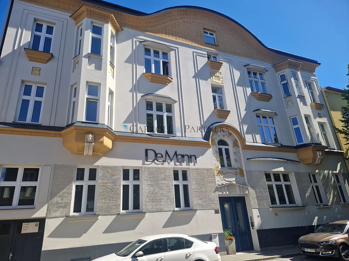 Pronájem kanceláře 118 m²