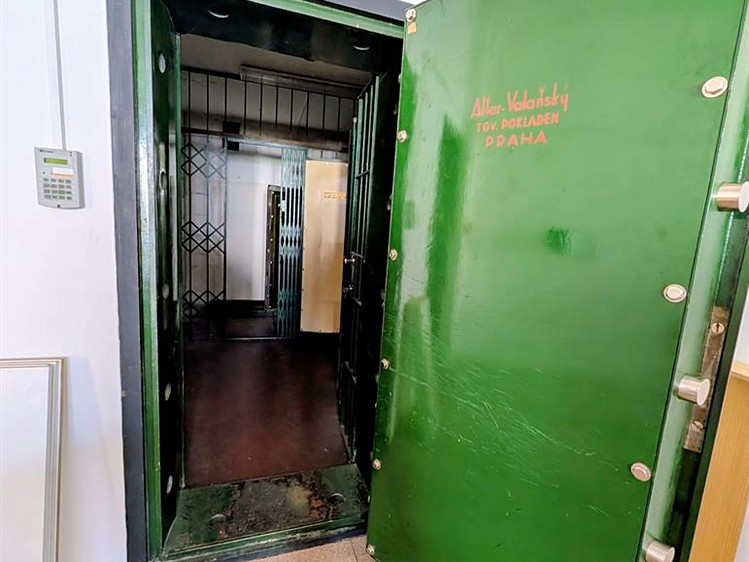 Gewerbefläche zum Kauf, 1.250 m² (13 von 22)