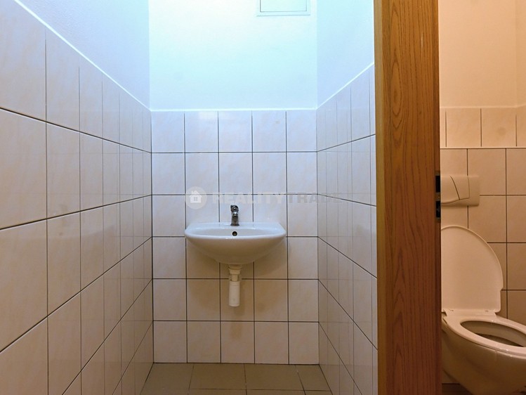 Комерційне приміщення в оренду, 120 м² (13 з 21)