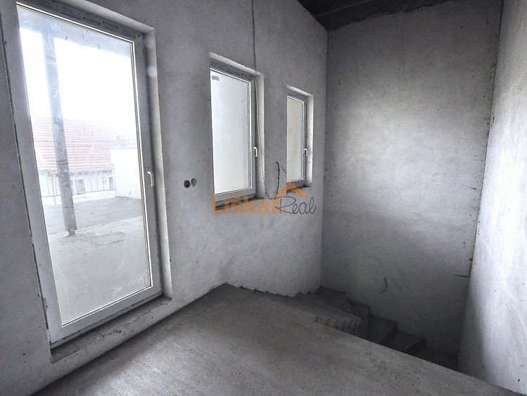Будинок на продаж, 384 м² (10 з 27)