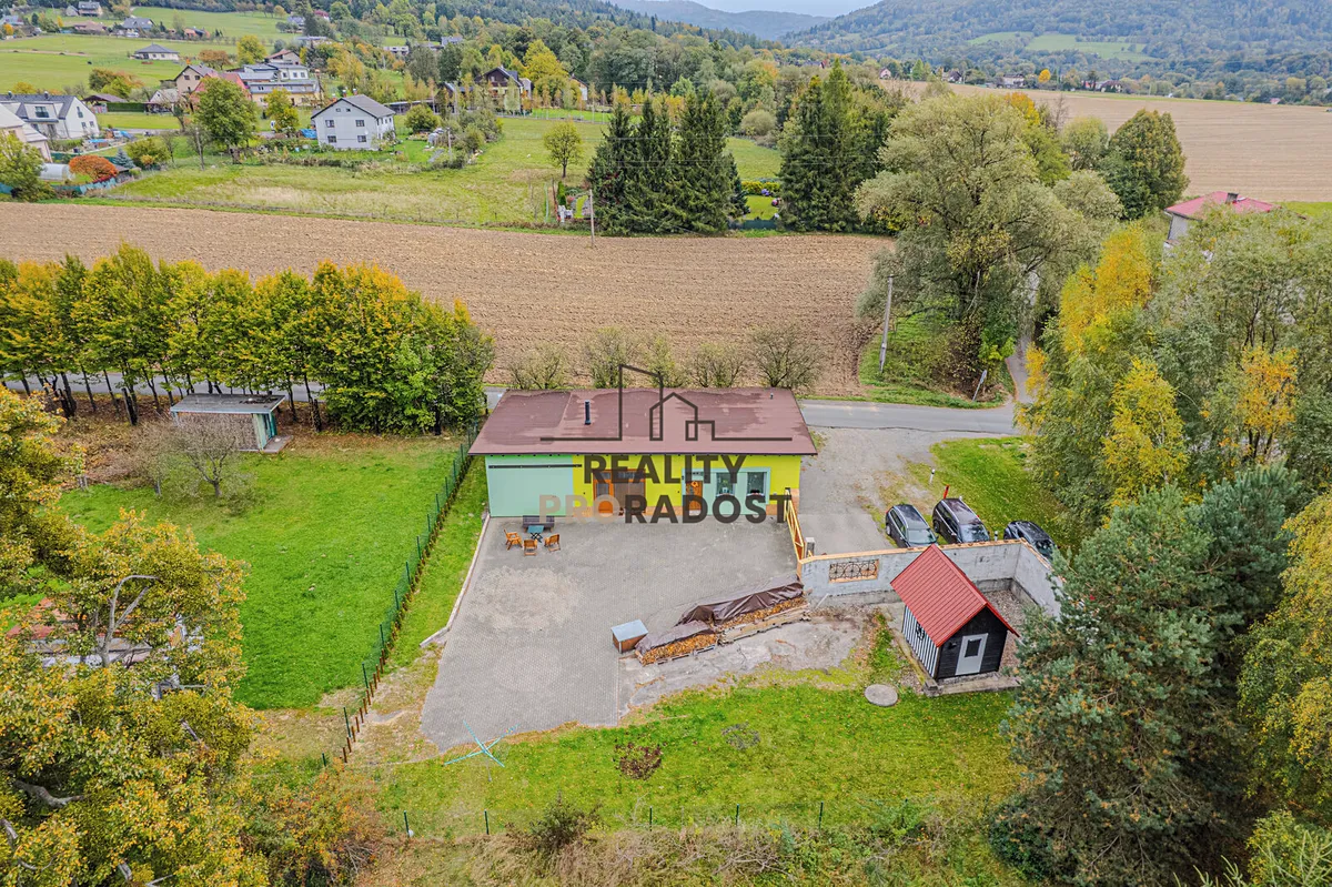 Prodej rodinného domu 142 m², pozemek 1021 m²