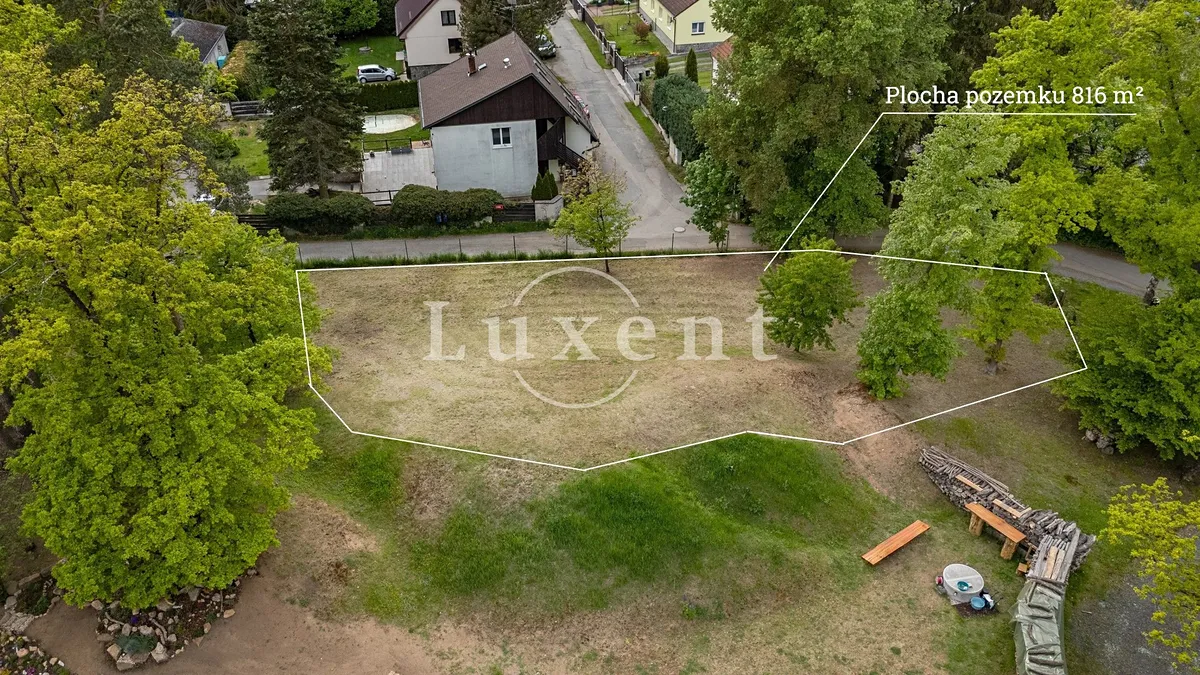Prodej stavebního pozemku 816 m²