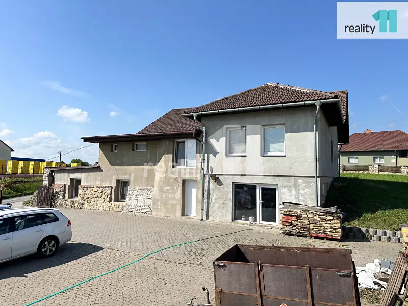 Pronájem rodinného domu 140 m², pozemek 200 m², Horní Lapač – náhled fotky 1